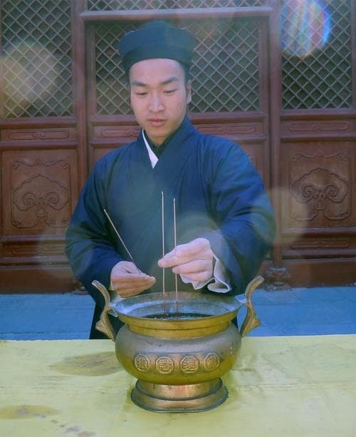 卦书阴债知识：中国传统文化中的神秘债务体系