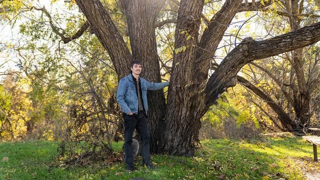 4000万年前 核桃树就能够在每个季节交替开出雄花和雌花