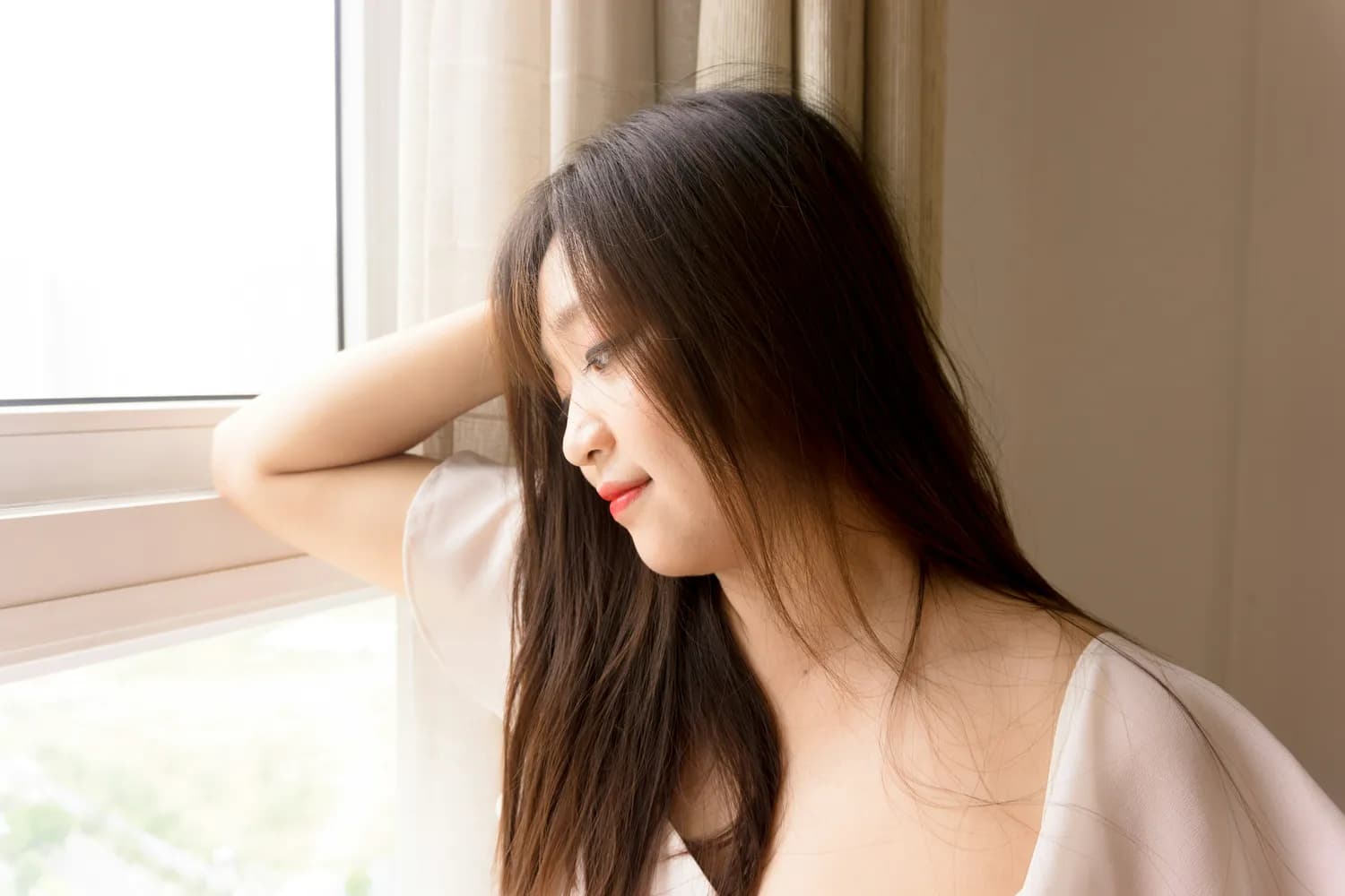赵露思公开抑郁症经历，专家解析：如何预防青少年抑郁症？