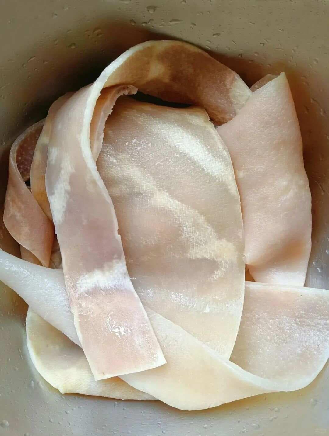 凉拌猪皮冻制作详解：5步打造餐厅级美味
