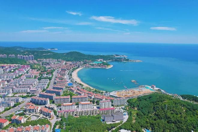 国内“最适合”穷游的4个城市，景美人少、物价低又好玩！赶紧冲