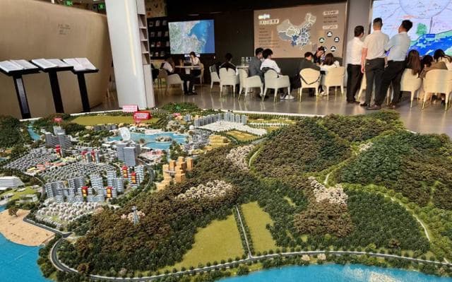 恒大烂尾楼无力续建，当地政府推进“异地换房”