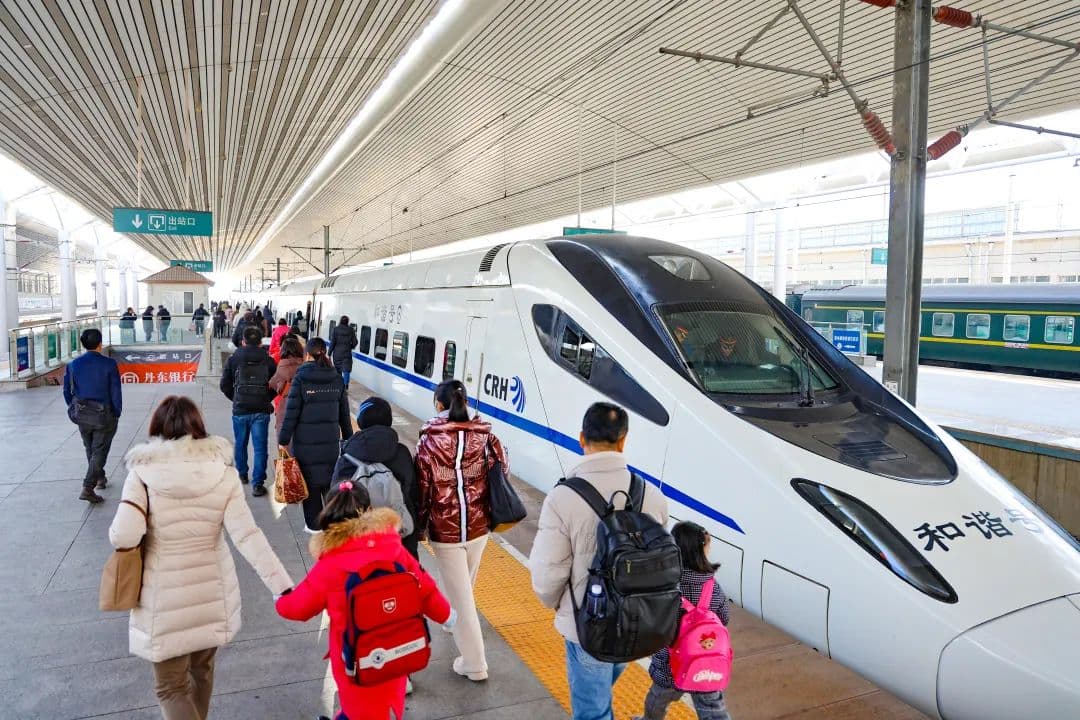 沈阳至丹东至大连增开高铁列车