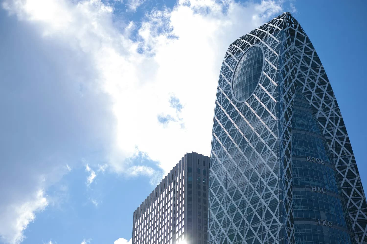 深圳建行周末营业时间全攻略：9点到16点，对公业务暂停
