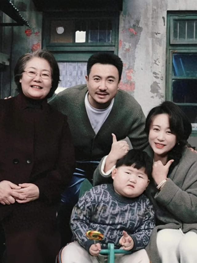 《抓娃娃》：“为你好”的苦难教育，谁是受益人？