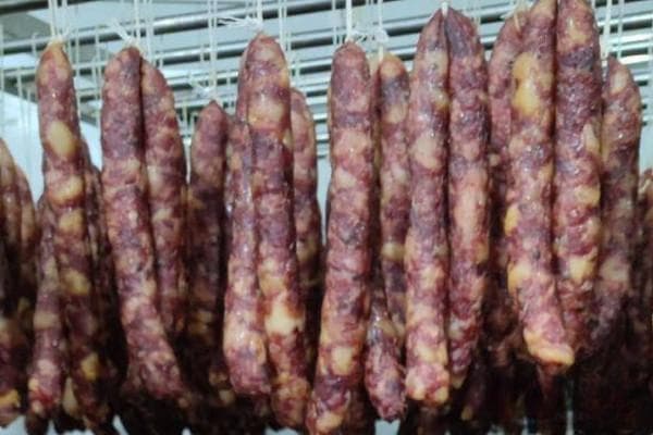 腊肠保存有讲究：7大方法确保口感与安全