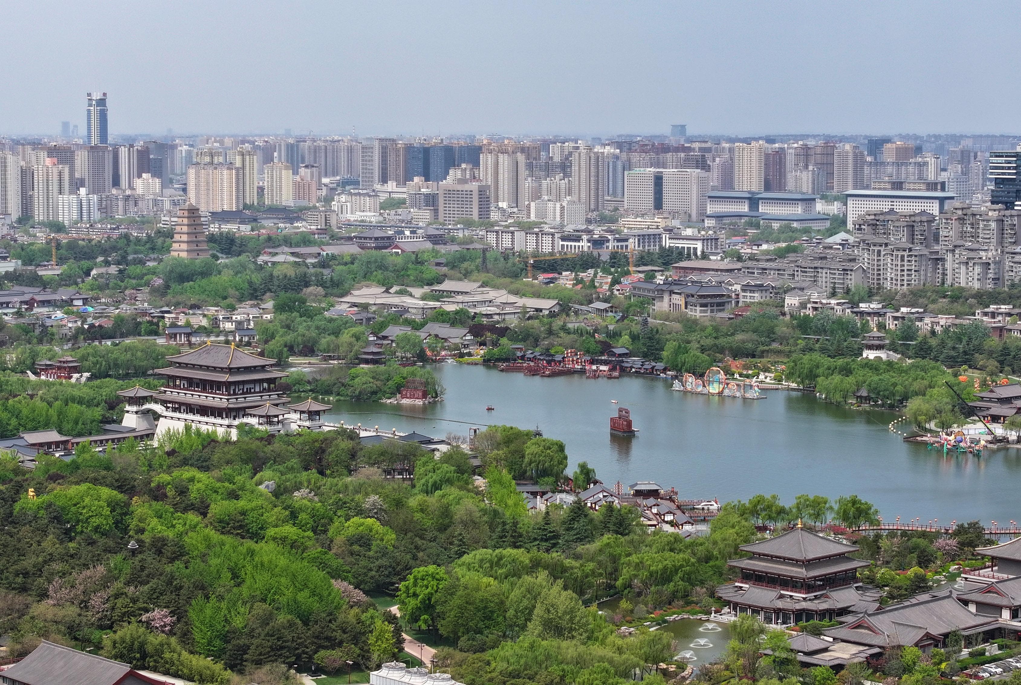 西安解除限购后线上找房热度上涨，“下半年市场有望逐渐回暖”