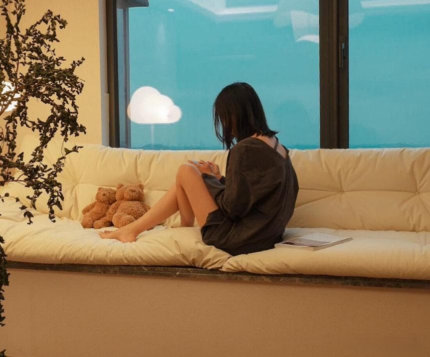 对比邻居家的“飘窗设计”，才发现自己输的很彻底，做法太先进了
