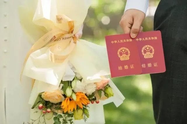 反转剧情！年轻人婚姻观大变，父母影响竟如此深远！