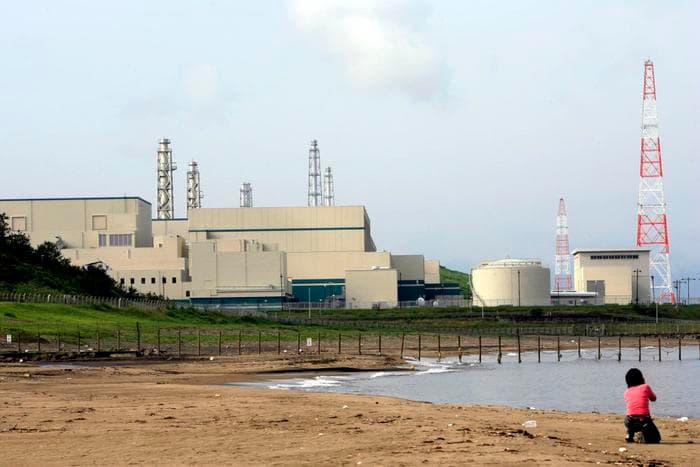 两度出现故障 日本最大核电站暂停装填核燃料