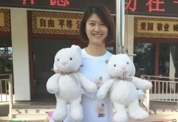 "行走在公益路上的追光者"——徐榕