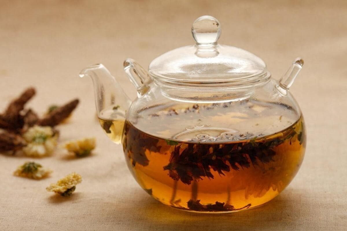 清热解毒喝什么凉茶？夏桑菊的功效与适用人群全解析