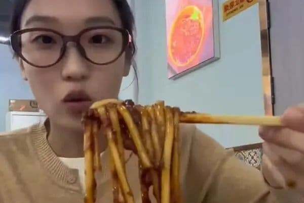 新疆“顶流”小吃何以席卷全国？