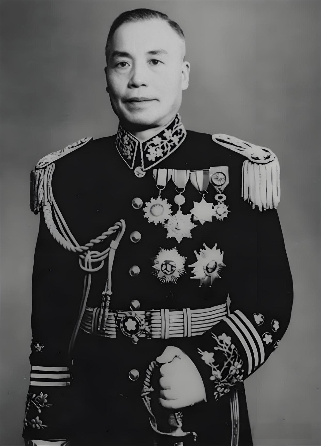 从淞沪到湘西：抗日战争十大战役全景回顾