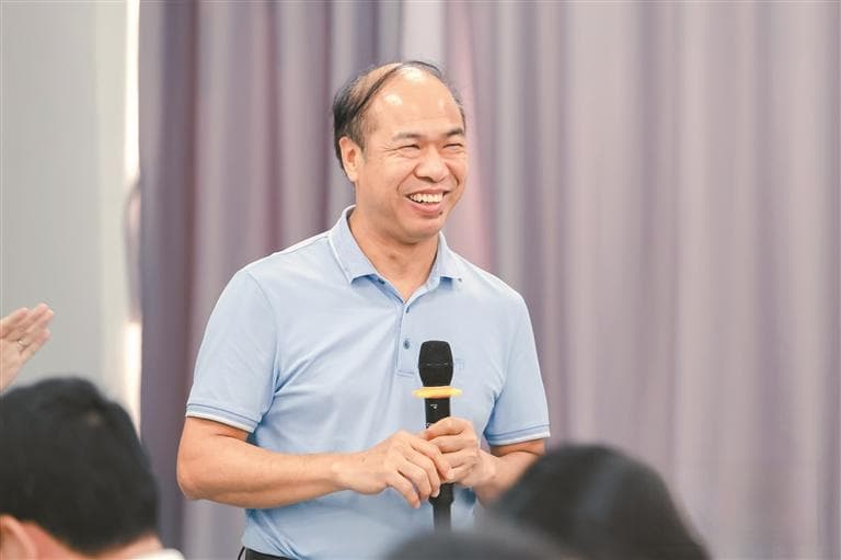 走进深圳学校 看见多元智慧学习场景