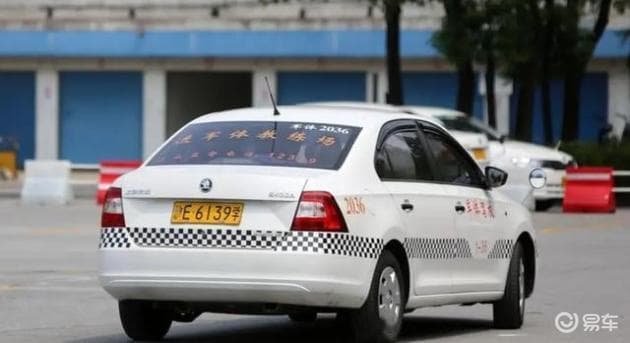 越来越多人选择“自学直考”，相比去驾校学习，能有哪些优势？