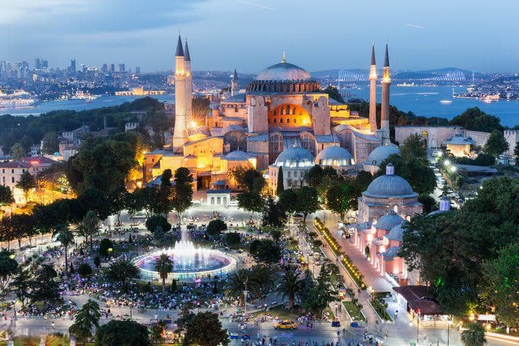 圣索菲亚大教堂 – Ayasofya Camii