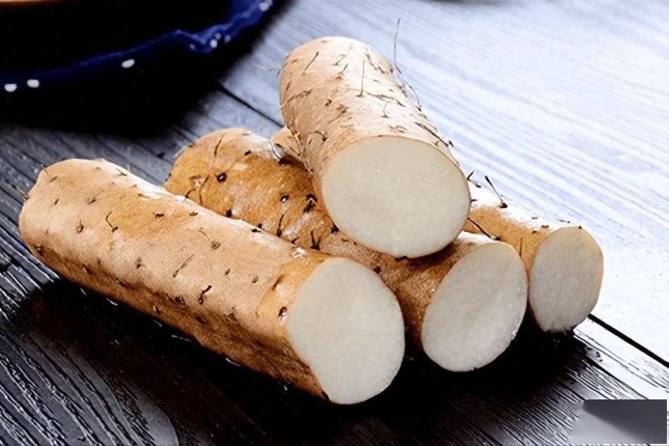 高钾、高磷蔬菜加重肾负担，肾功能不全患者需谨慎食用