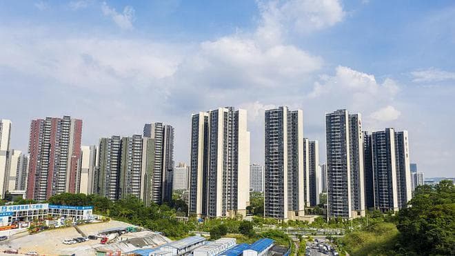 住房周边存在5类建筑，便宜也不建议购买，居住体验差同时会贬值