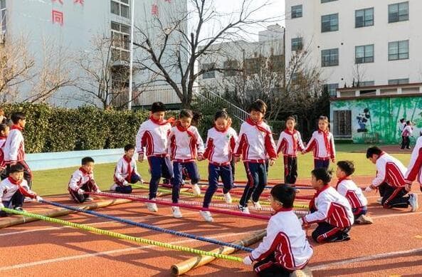 “儿童青少年科学健身20条”发布——“家校社”迎来青少年体质健康“开卷考”