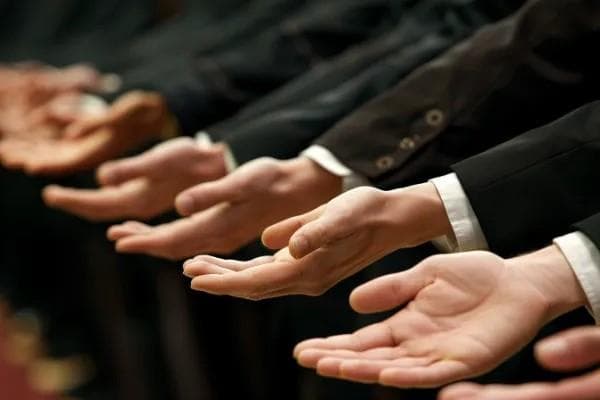 公务员职业道德核心内容：遵循诚信、公正、勤勉与廉洁的四大准则