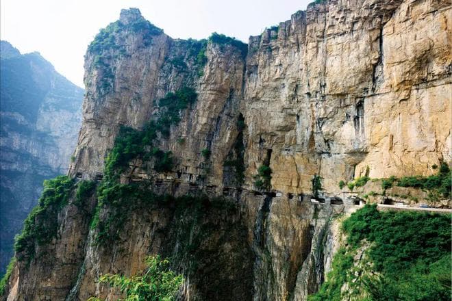 太行云顶挂壁之王—昆山挂壁公路