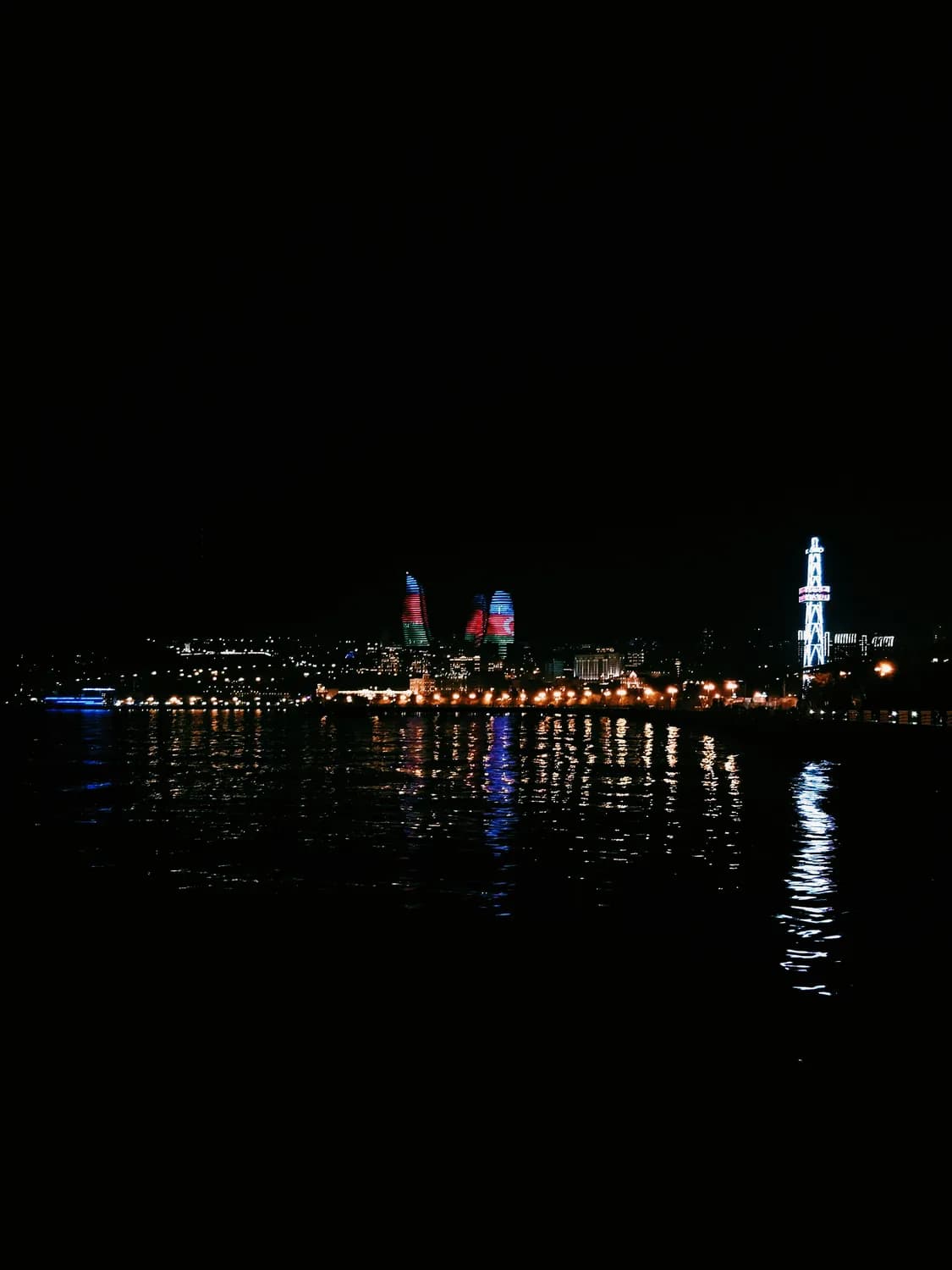 珠海必打卡！日月贝夜景攻略：最佳观景位置+拍摄技巧全解析