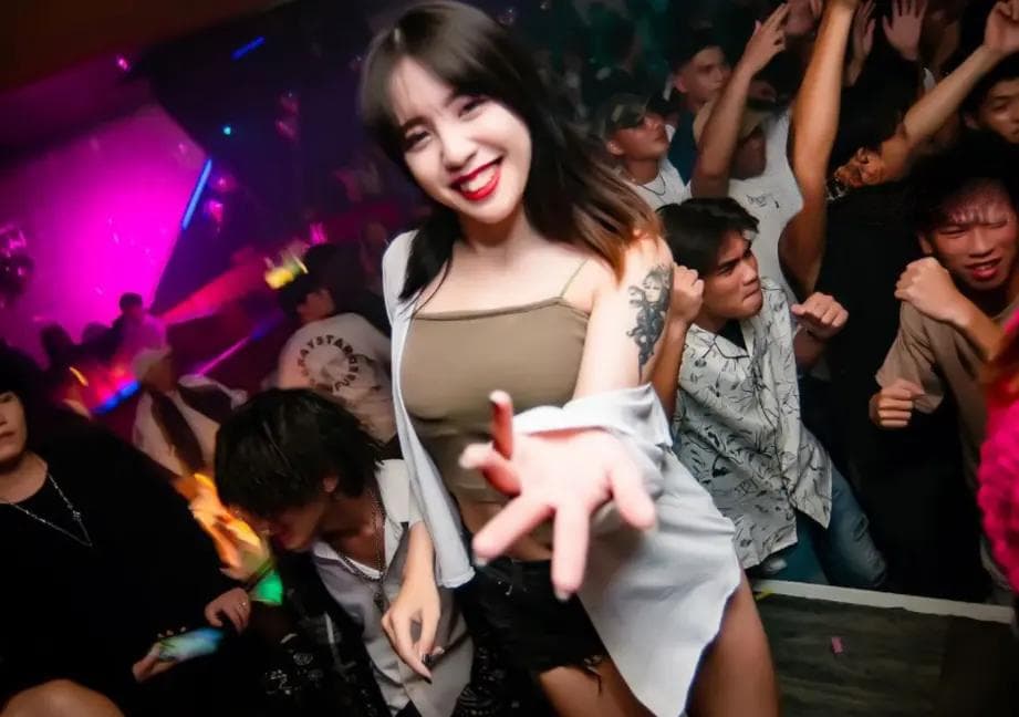 赏花季的动人旋律-15首赞颂花卉之美的歌曲