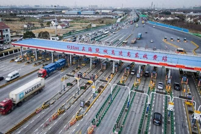 高速自由梦碎？为啥一边取消省界收费站，一边新增十几处收费站？