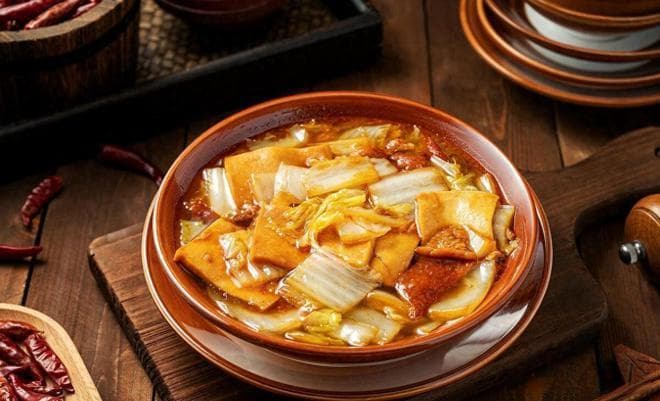 滋补养生，家常小白菜炖豆腐的鲜香味道
