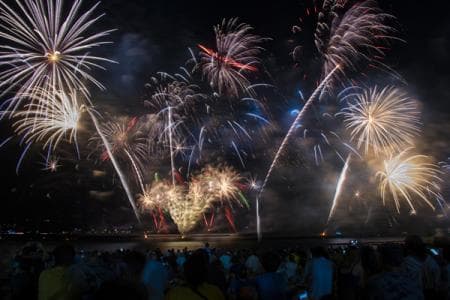 2025厦门春节烟花秀活动指南