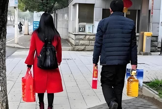 “女婿不睡娘家床，外孙不拜外公坟”，为什么？有何讲究？