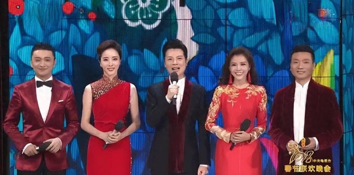 8次主持春晚，32岁遇到上亿女富婆，任鲁豫的人生都是拼出来的！
