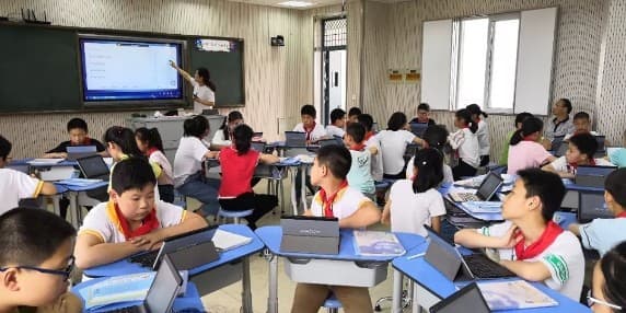 课后学习辅助系统的师生互动机制研究