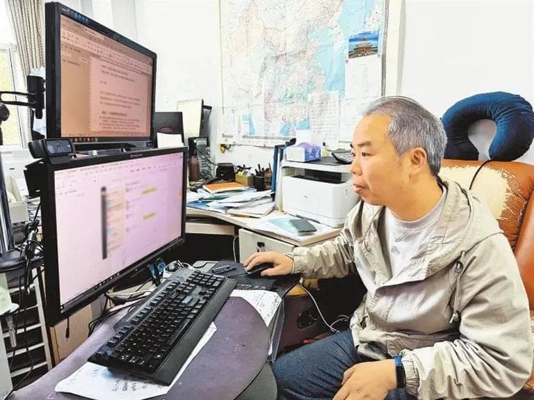当甲骨文牵手AI：专访首都师范大学教授莫伯峰