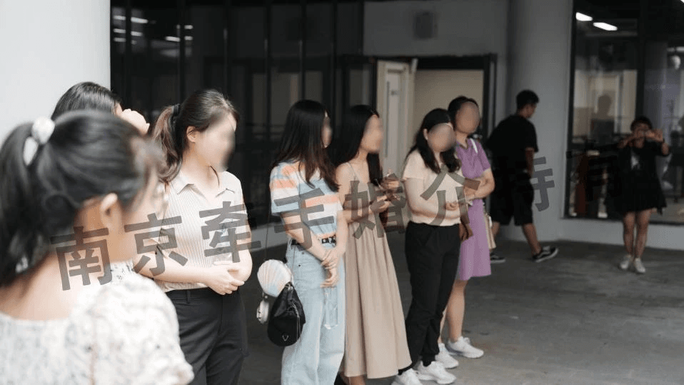 如何选择好的婚介机构？