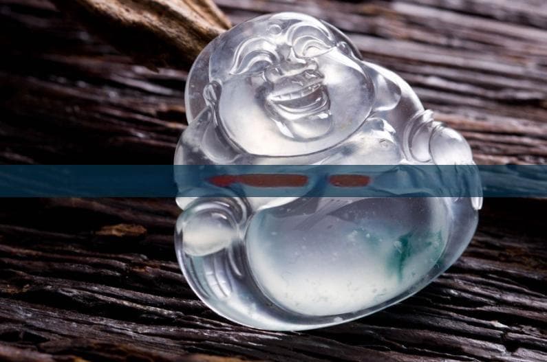 翡翠文化：玉镯佩戴禁忌与文化内涵