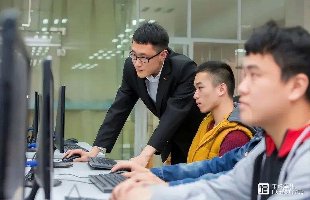 未来10年，地位会暴涨的4大冷门专业，尤其是第三个，入学即就业，还带编制