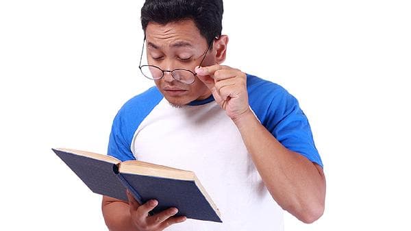 眼结膜发炎是什么症状？一文详解结膜炎的症状、成因与缓解方法