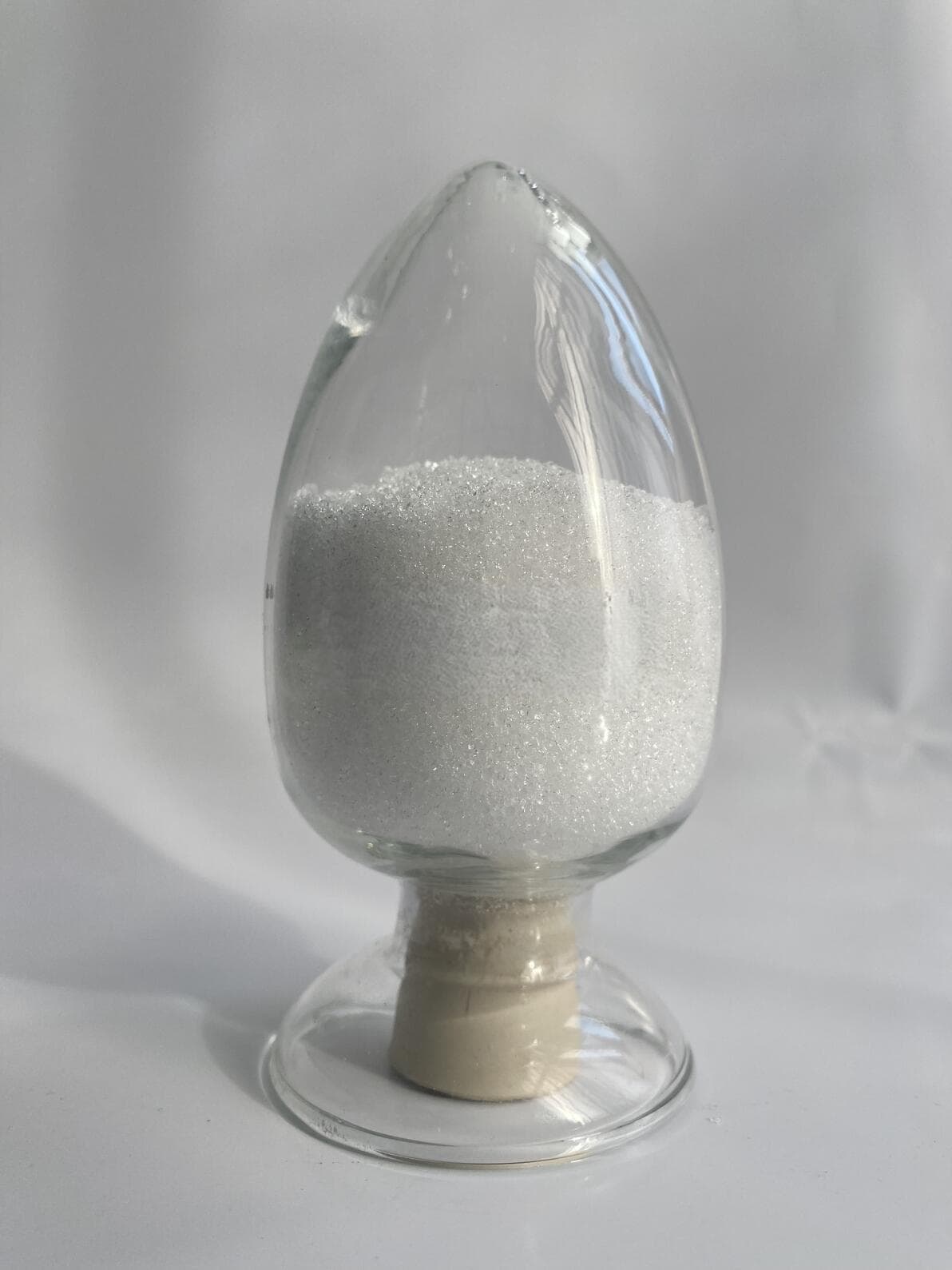 乙酸钠在污水处理中的三大功能：pH调节、磷去除与杀菌