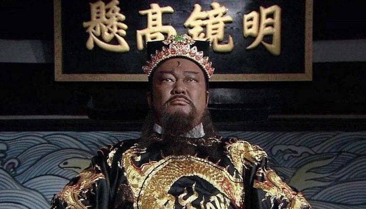 包拯出殡时，从4个城门分别抬出12口棺材，盗墓贼从此定下规矩