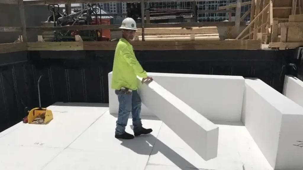 建筑用发泡聚苯乙烯：建筑的可持续性和效率