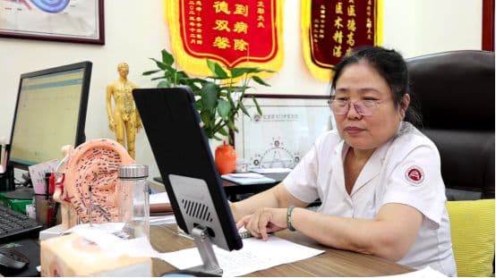 “母子同治”在咽喉炎领域的应用