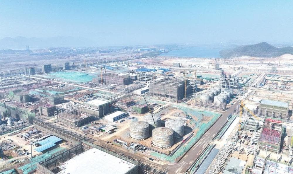 黄冈市2024年产业集中高质量发展成效显著，五大优势产业完成产值1626亿元