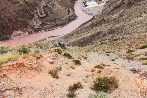 干热河谷与峡谷、山谷、河谷、U型谷的区别