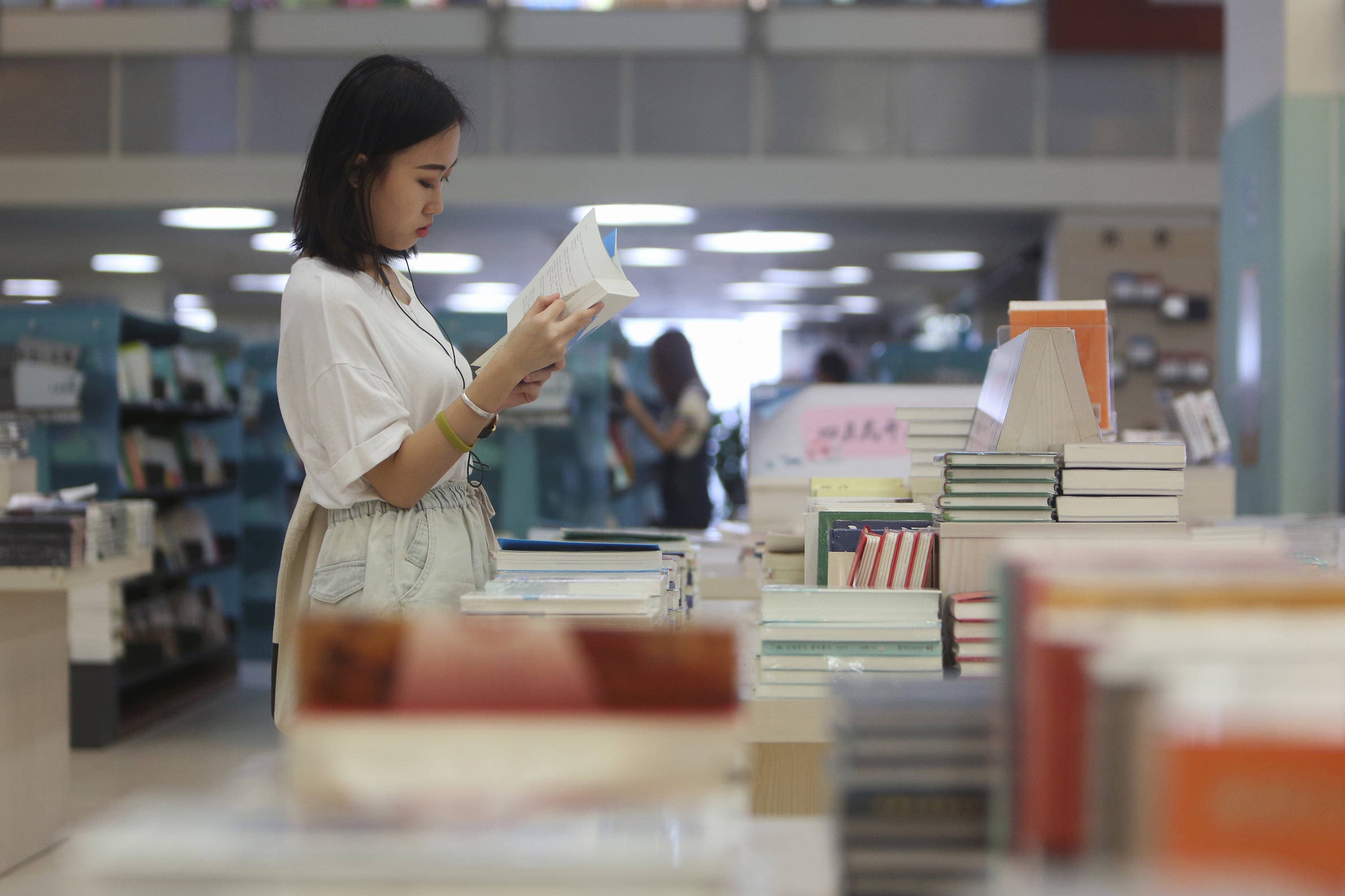 “你一年读多少本书？”，读书和不读书的人差距越来越大