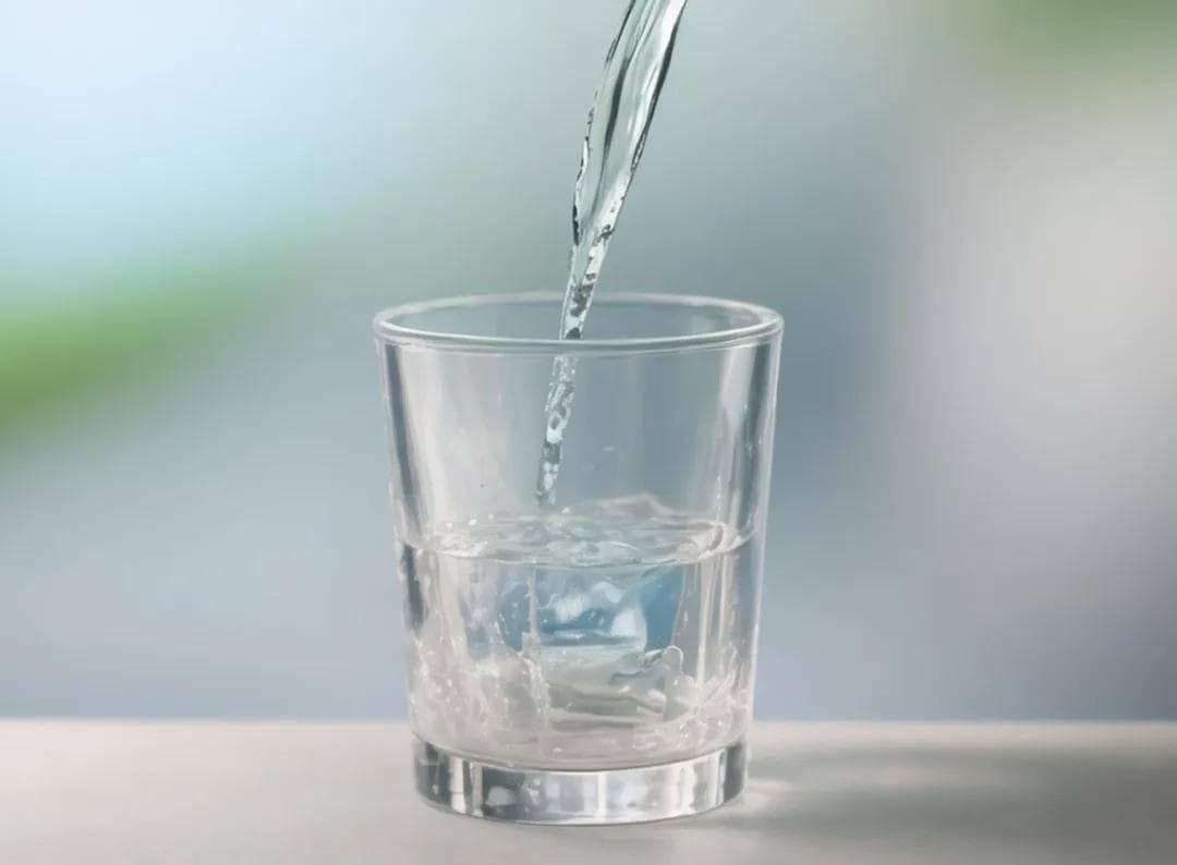 睡前喝水好不好？你需要了解的真相