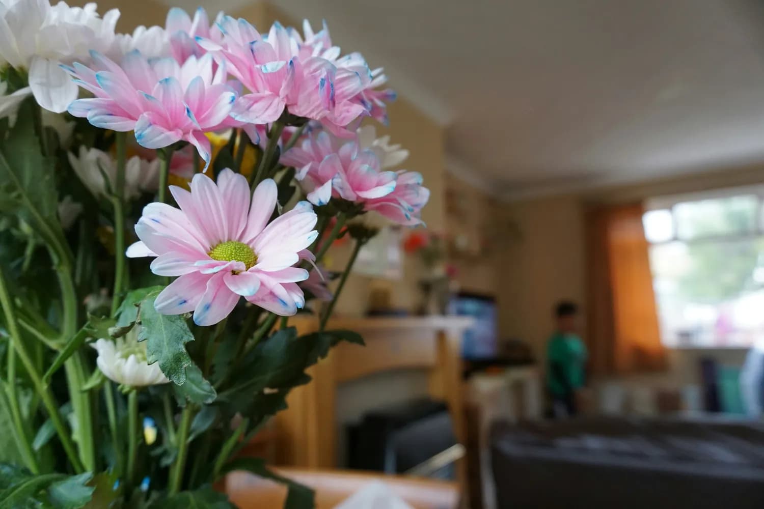如何高情商回应早上的鲜花惊喜？