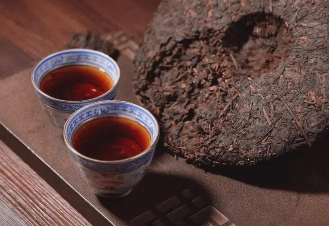 家里的普洱放了三年，怎么连茶味都快没了？