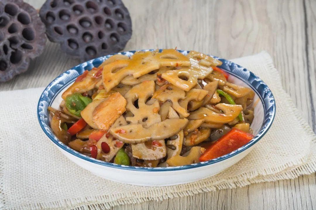 从藕片炒什锦到香菇面：6道适合食管癌患者的营养食谱